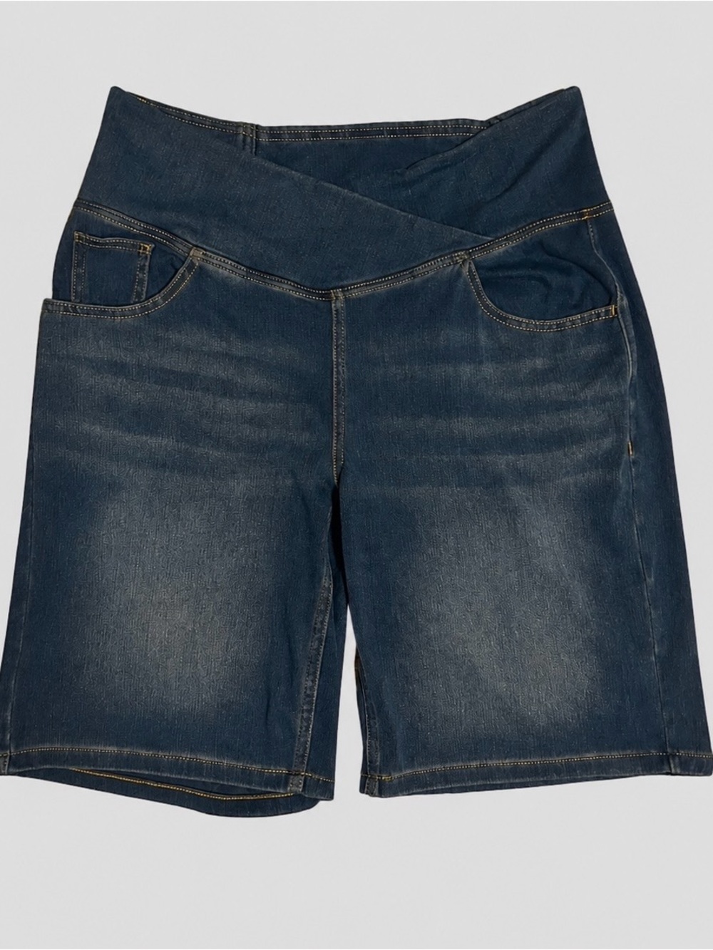 HALARA Women's Dark Blue Denim Shorts